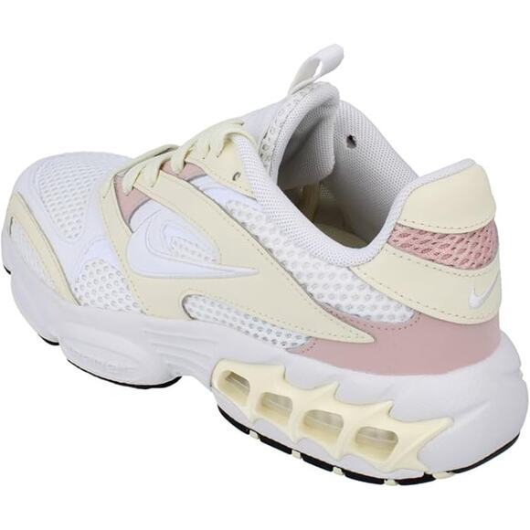 NWT Nike Women's Zoom Air Fire CW3876-103 Coconut Milk Summit White Size 9.5 - Picture 2 of 6